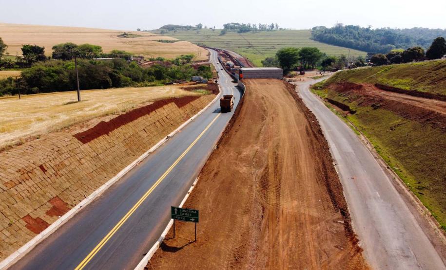 Obras na  PR-445  no trecho de 15,8 quilômetros entre Londrina e o distrito de Irerê tem previsão de entrega para dezembro