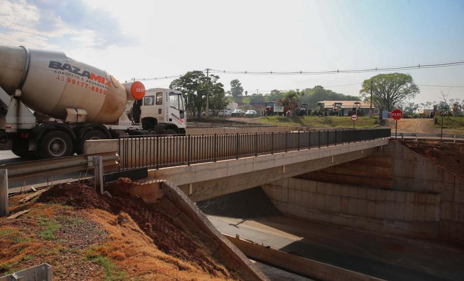Obras na  PR-445  no trecho de 15,8 quilômetros entre Londrina e o distrito de Irerê tem previsão de entrega para dezembro