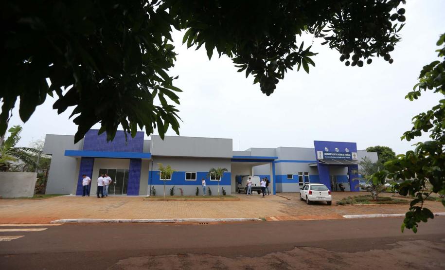 As edificacoes da nova Unidade Basica de Saude (UBS) e Pronto Atendimento (PA) em Pato Bragado estao em processo de conclusao. O complexo possibilitara o atendimento unificado de promo‹o e prote‹o da saude da populacao.  A nova UBS comporta salas para consultorios clinicos, imunizao e demais procedimentos, entre outros setores. Ja o PA (em fase terminal) sera exclusivo a pacientes do municipio para atendimento a situacoes de urgencia e emergencia.