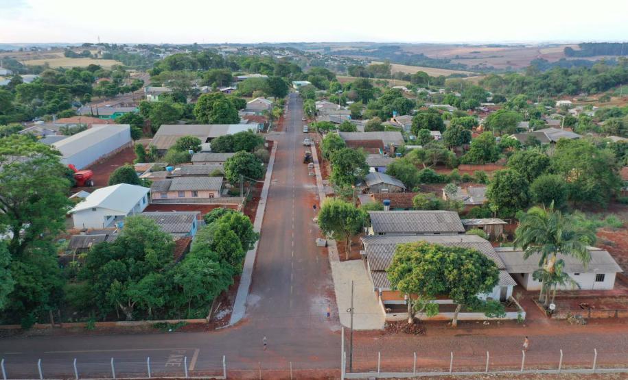 Obras de Pavimentação asfáltica e calçada na cidade de Braganey