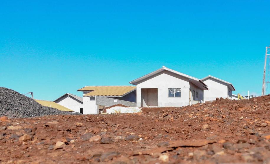 Cantagalo, vila chimin