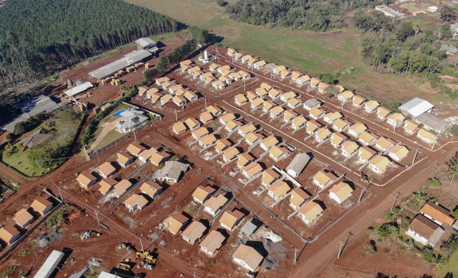 Cantagalo, vila chimin