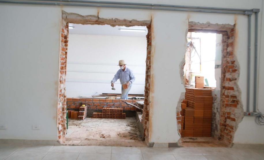 colegio estadual leonardo f. nogueira em Pinhalão.