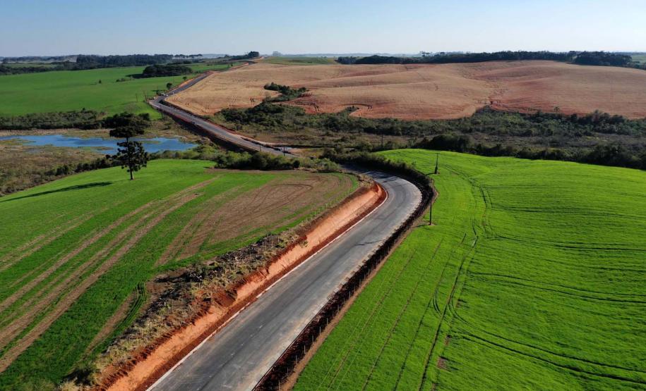 Obras rodoviárias levam segurança e desenvolvimento a Castro