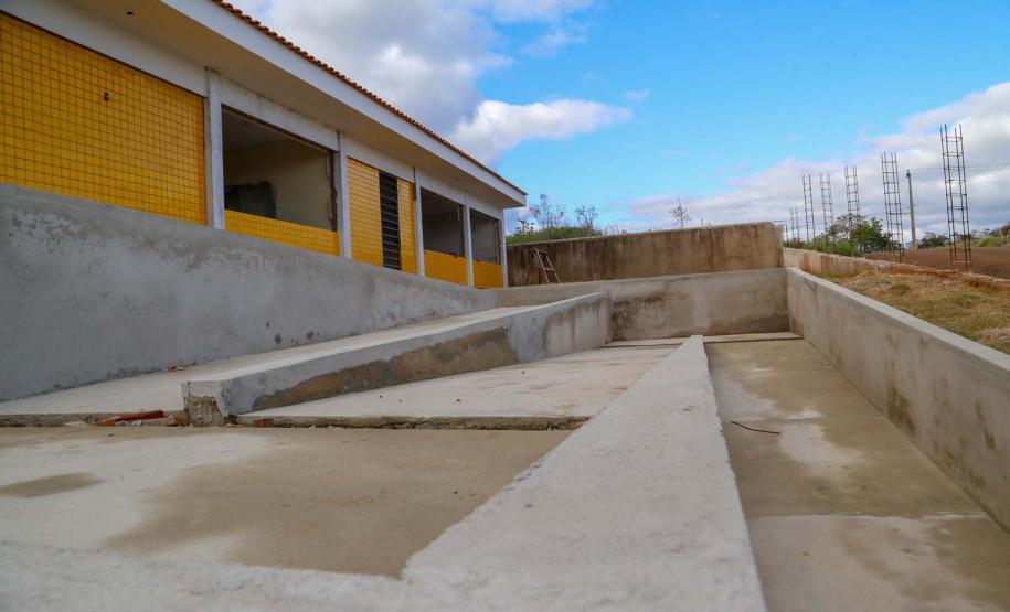 Coronel Vivida, escola