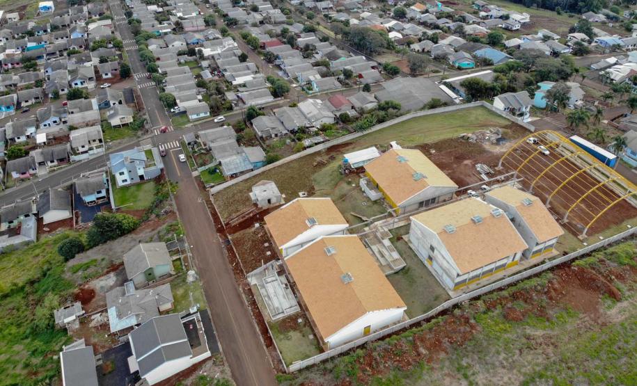 Coronel Vivida, escola