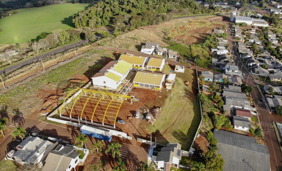 Coronel Vivida, escola