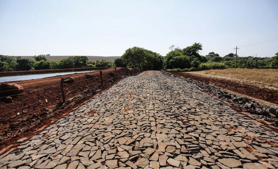 Maripá - 21-10-2020 -Pavimentação da estrada Auto Aurora em Maripá