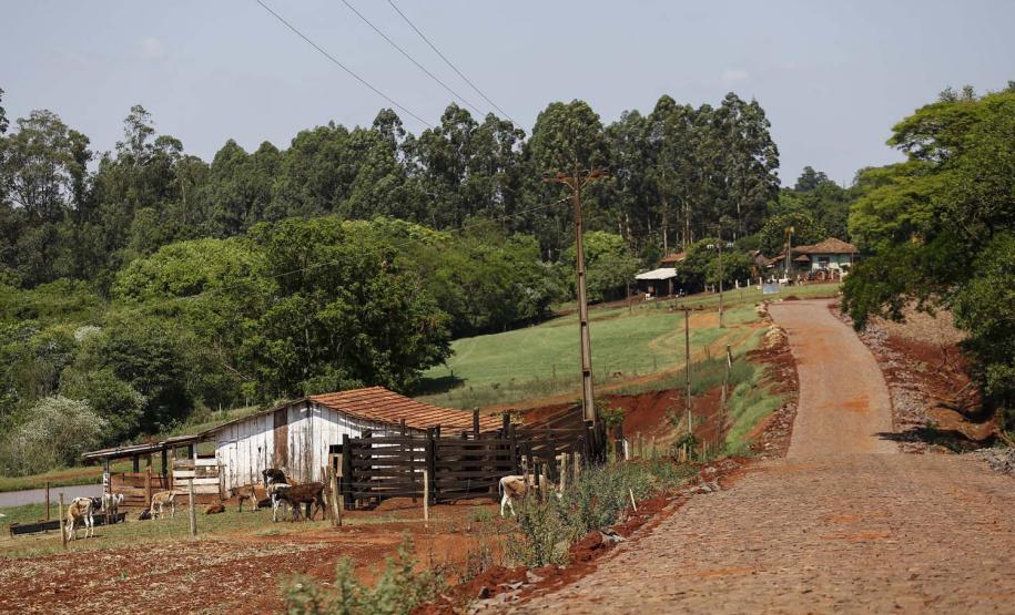 Maripá - 21-10-2020 -Pavimentação da estrada Auto Aurora em Maripá