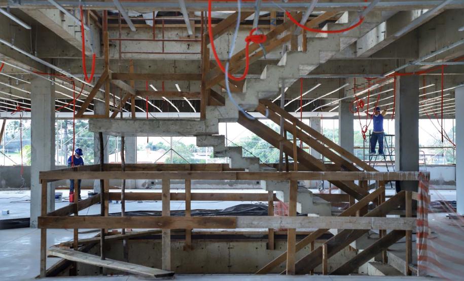 Prefeitura de Carambeí terá sede própria após 25 anos de aluguel