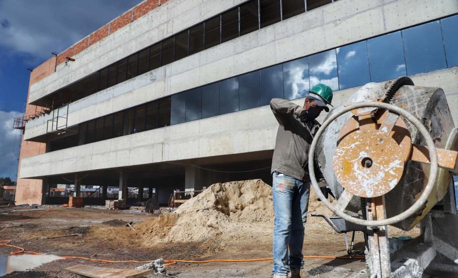 Prefeitura de Carambeí terá sede própria após 25 anos de aluguel