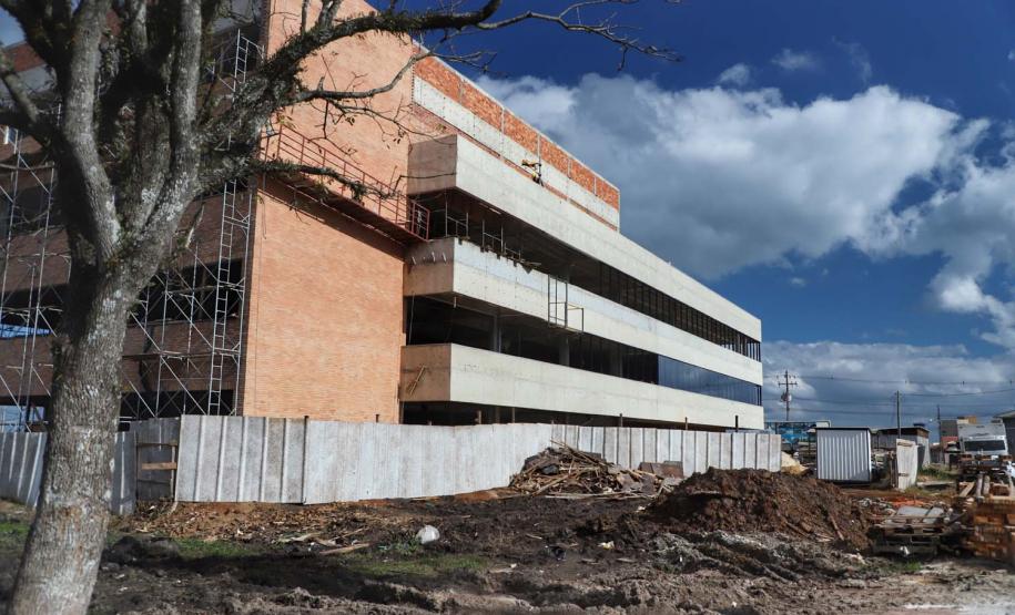 Prefeitura de Carambeí terá sede própria após 25 anos de aluguel