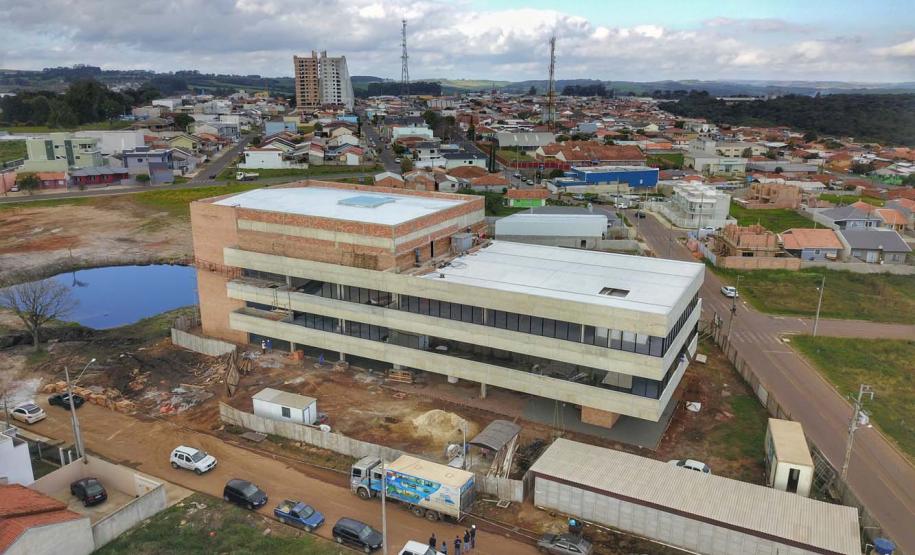 Prefeitura de Carambeí terá sede própria após 25 anos de aluguel