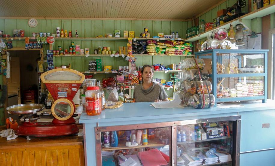 Pavimentação da PR-364 já muda vida de quem vive no Centro Sul