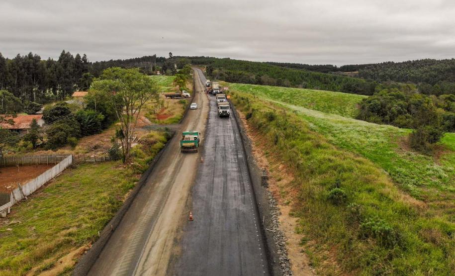 Pavimentação da PR-364 já muda vida de quem vive no Centro Sul