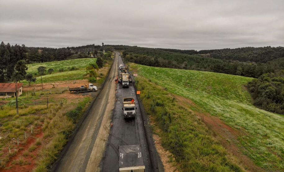 Pavimentação da PR-364 já muda vida de quem vive no Centro Sul