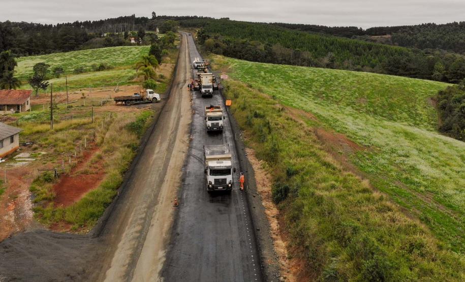 Pavimentação da PR-364 já muda vida de quem vive no Centro Sul