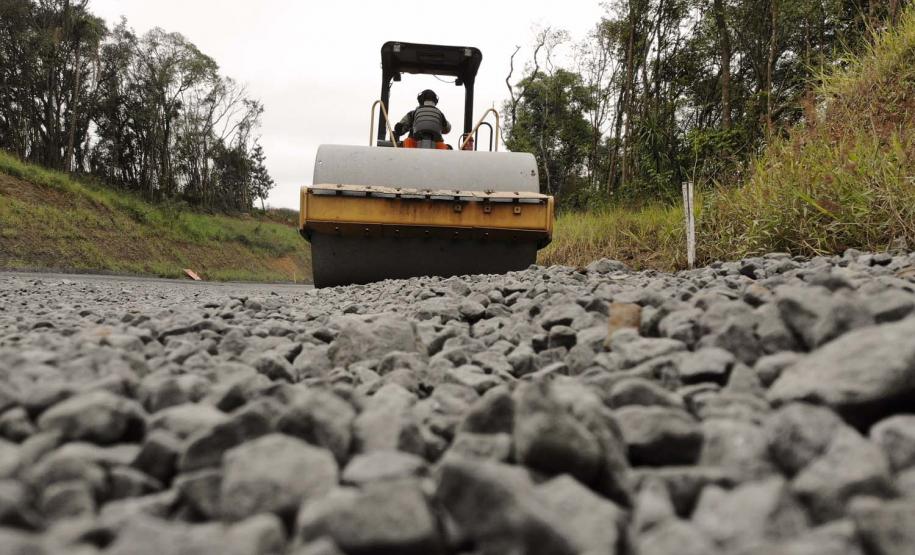 Pavimentação da PR-364 já muda vida de quem vive no Centro Sul