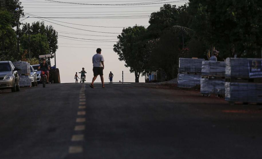 Obras de Pavimentação asfáltica e calçada na cidade de Braganey