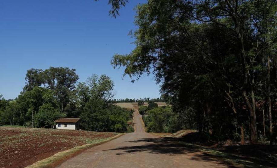 Pavimentacão em Pedra Poliédrica na KD-306  em Palotina