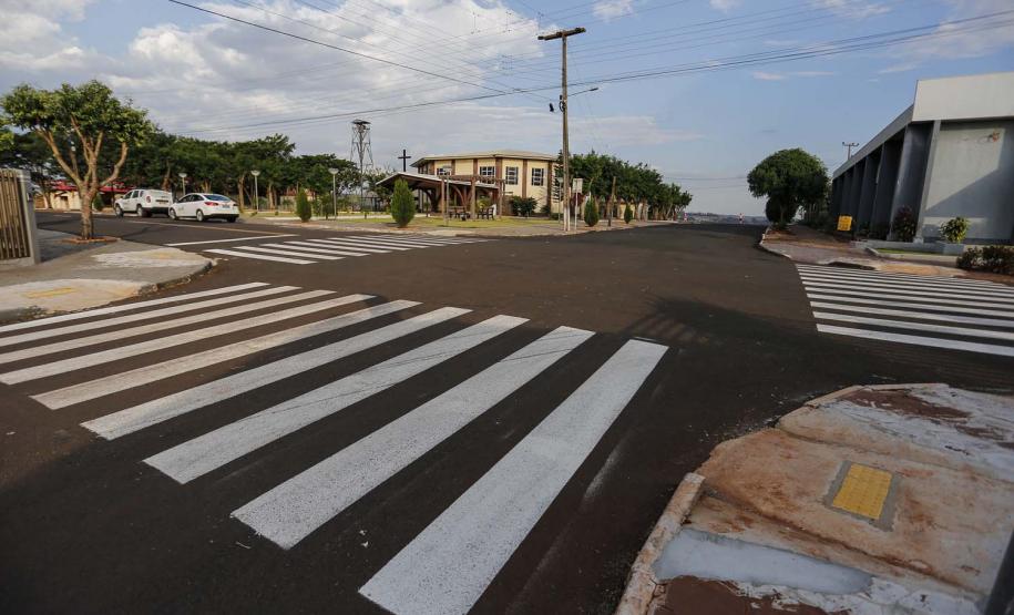 Pavimentação asfaltica no distrito de Dom Armando em Missal- Foto : Jonathan Campos / AEN