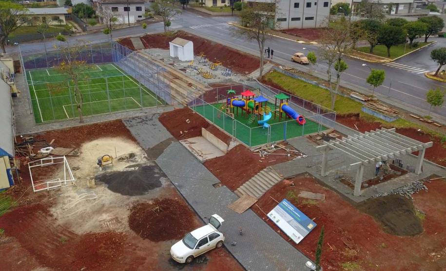 Asfalto em estrada rural valoriza o turismo e a produção de Mariópolis