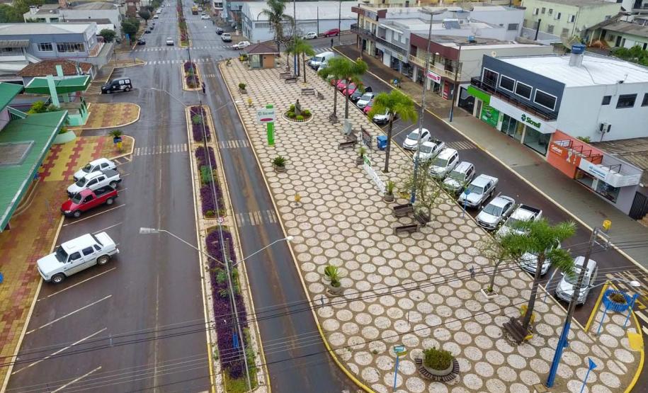 Asfalto em estrada rural valoriza o turismo e a produção de Mariópolis