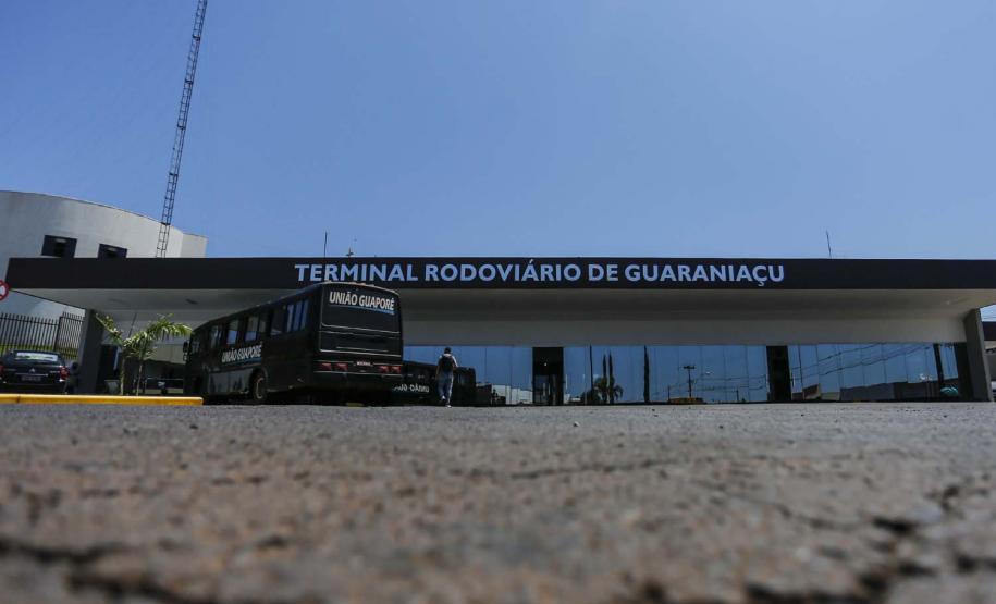 Reforma da rodoviárai da cidade de Guaraniaçu- Foto : Jonathan Campos / AEN