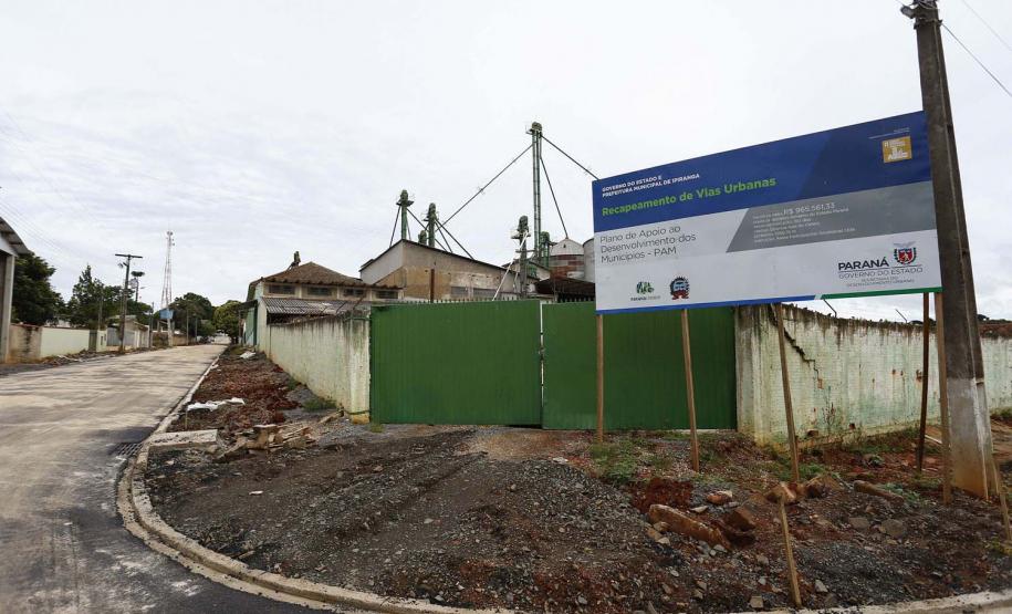 Investimentos garantem asfalto novo e teatro para Ipiranga