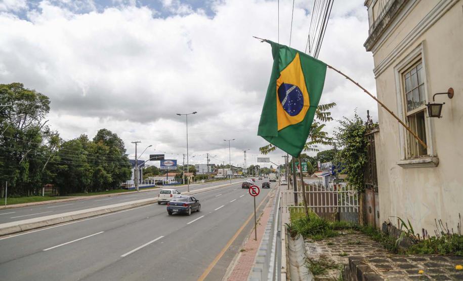 Governo entrega primeira fase da revitalização da Rodovia da Uva