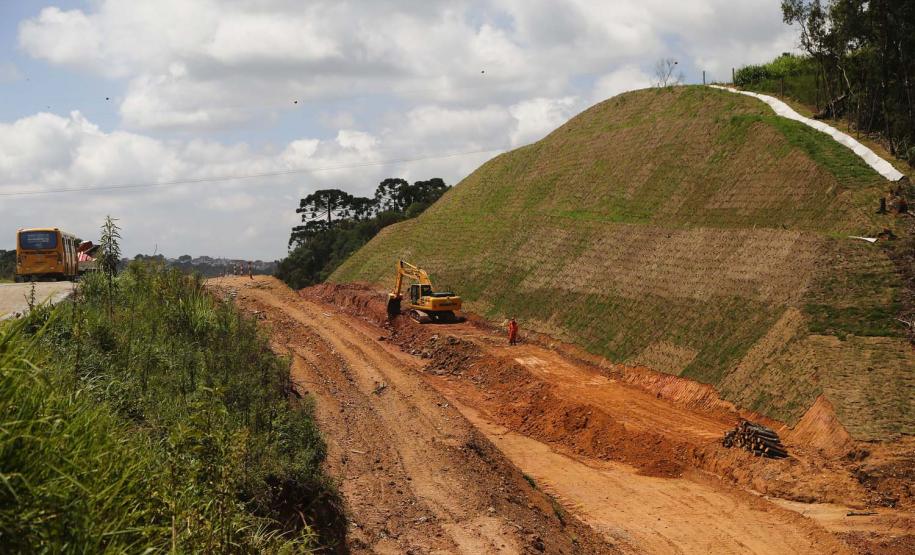 Duplicação da Rodovia dos Minérios avança com etapas mais complexas