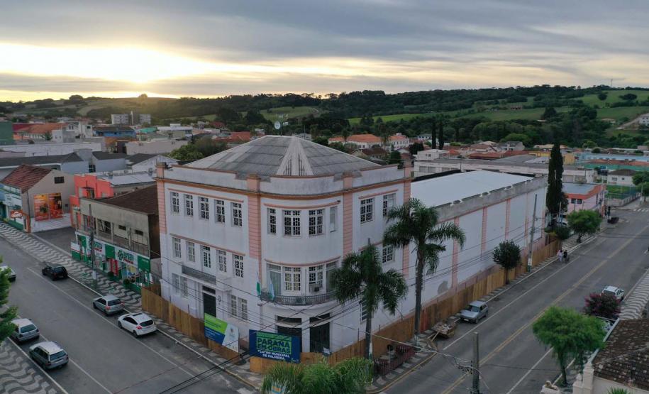 Histórico Cine Teatro de Palmeira ganha revitalização completa
