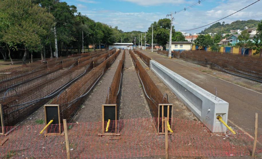 Construção de túnel em Francisco Beltrão.